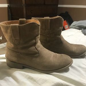 Short ankle boots (booties)